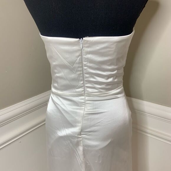 NWT Cinderella Design satin a-line wedding dress size small - Picture 7 of 13